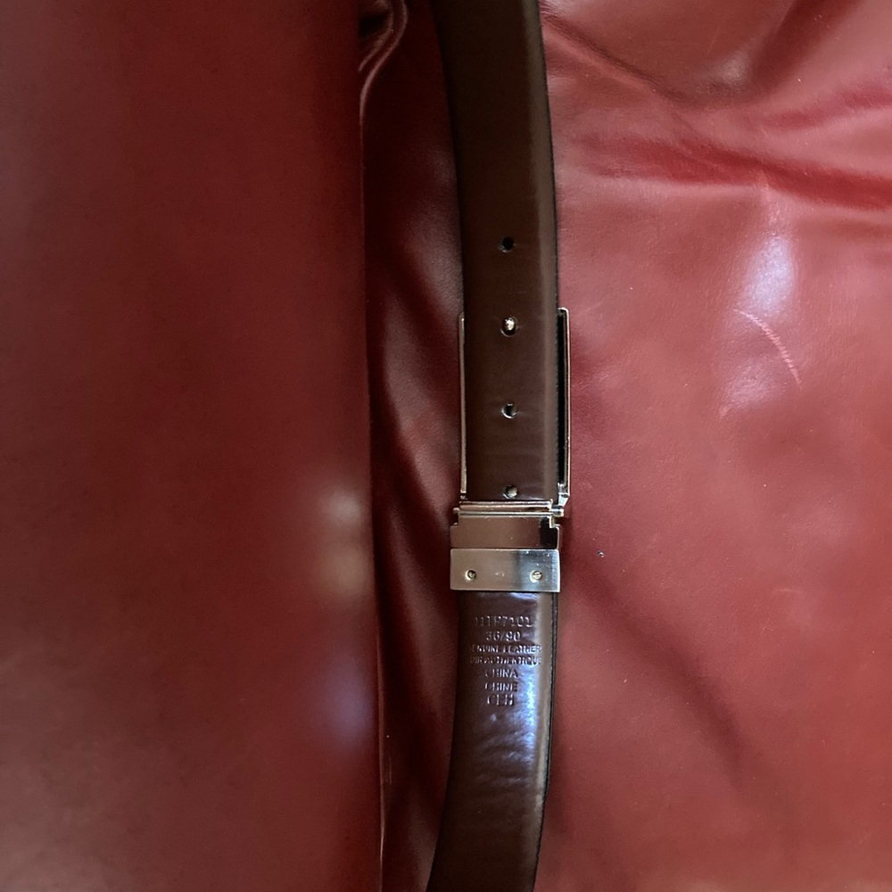 Men's Black Leather Belt Silver Buckle. Donald Trump Brown leather interior - Picture 5 of 8
